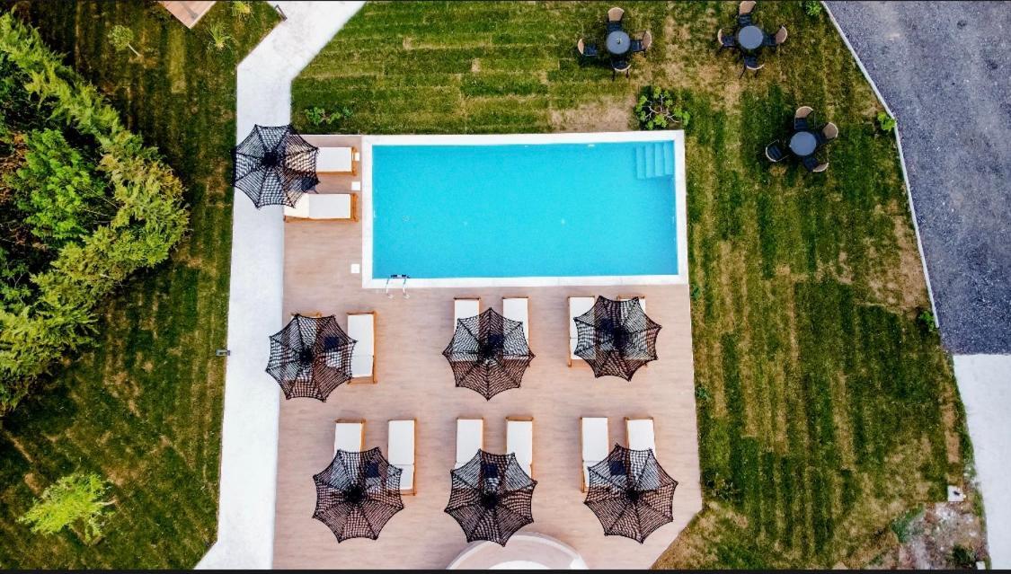 Terra Holiday Homes Asprovalta Bagian luar foto